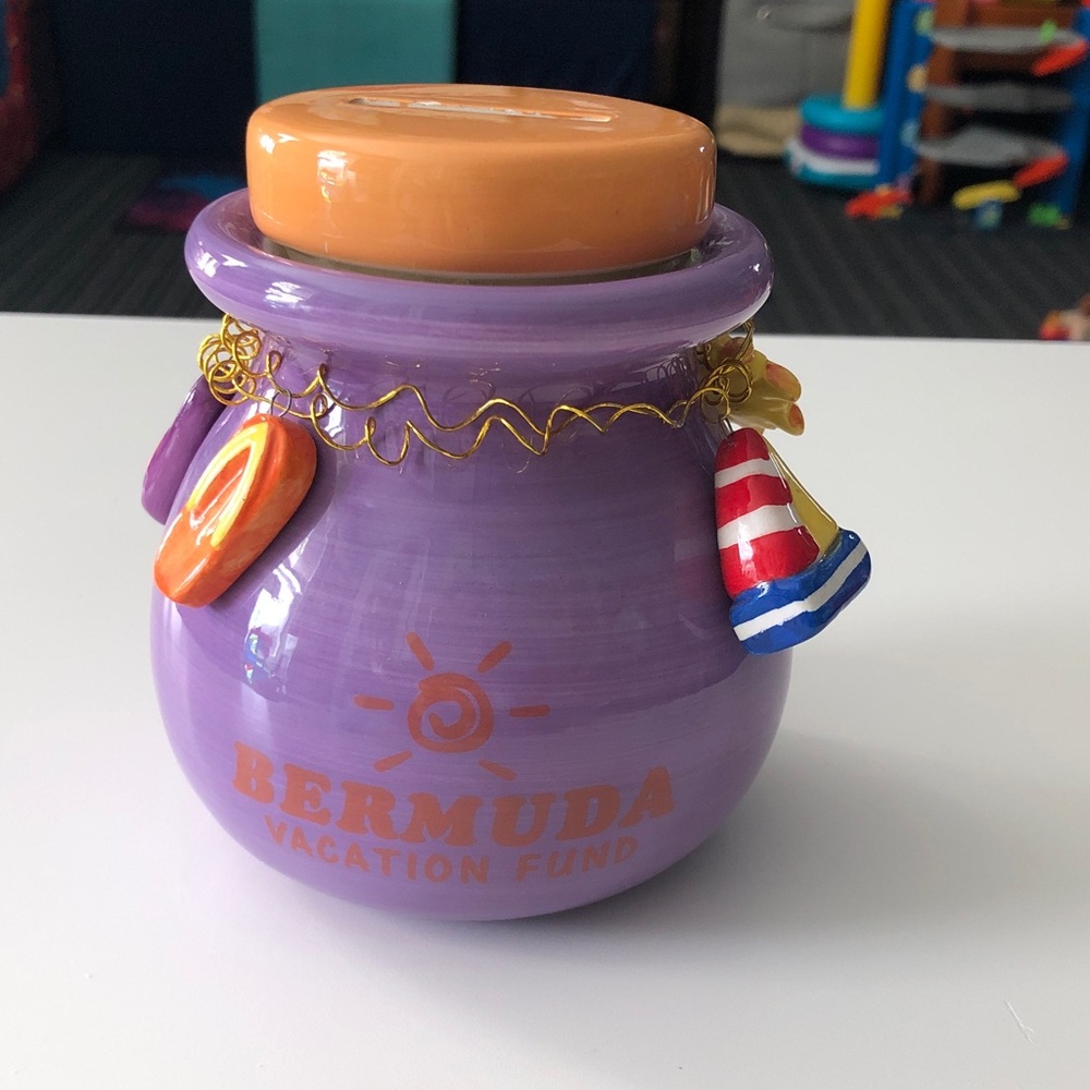 🐰 Bermuda Vacation Fund Jar